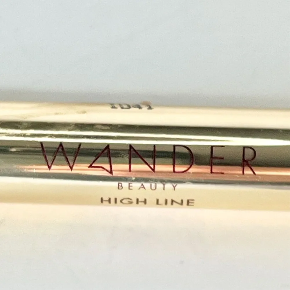 Wander Beauty High Line Liquid Eyeliner Runway Black 0.02 oz 0.6ml New